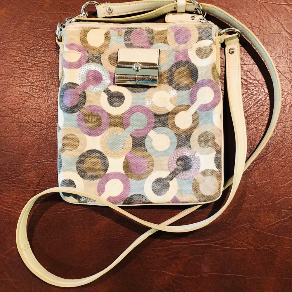 VINTAGE COACH BAG